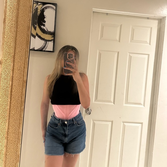 PINK 💕 Elegant Figure Waist trainer - Picture 4 of 4